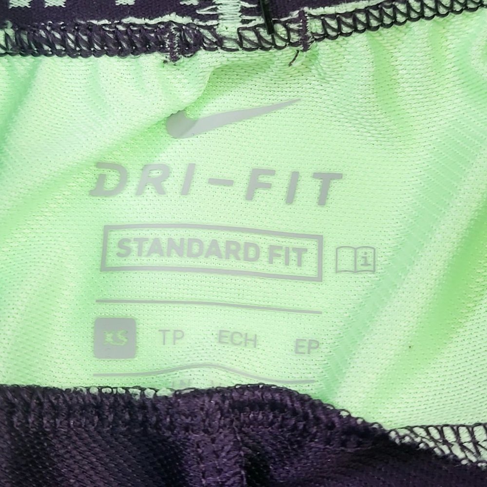 Nike Trophy Short Girl's Dri Running Training Athletic Purple Green DA1099-525 - Picture 8 of 8